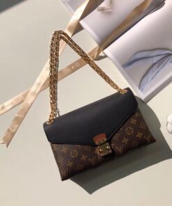 Túi xách Louis Vuitton siêu cấp – TXSC0300
