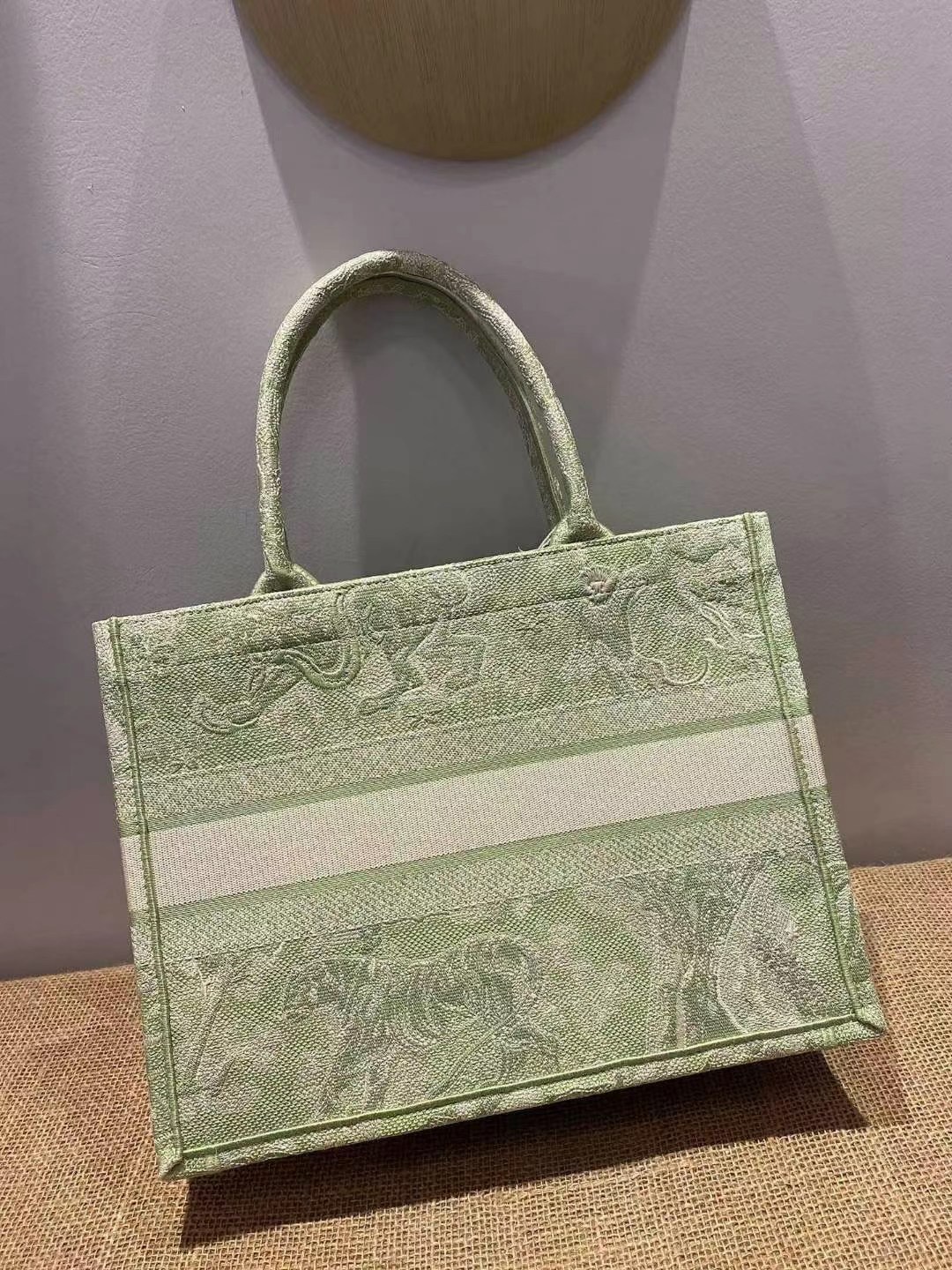 Túi xách nữ siêu cấp –TXSC1101 Túi Xách Dior Book Tote Cỡ Trung Màu Xanh Cốm