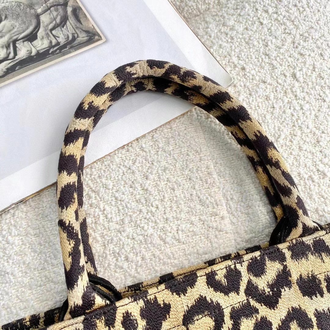Túi xách nữ siêu cấp –TXSC1104 Địa chỉ mua túi xách Dior Small Book Tote Multicolor Mizza màu be uy tín