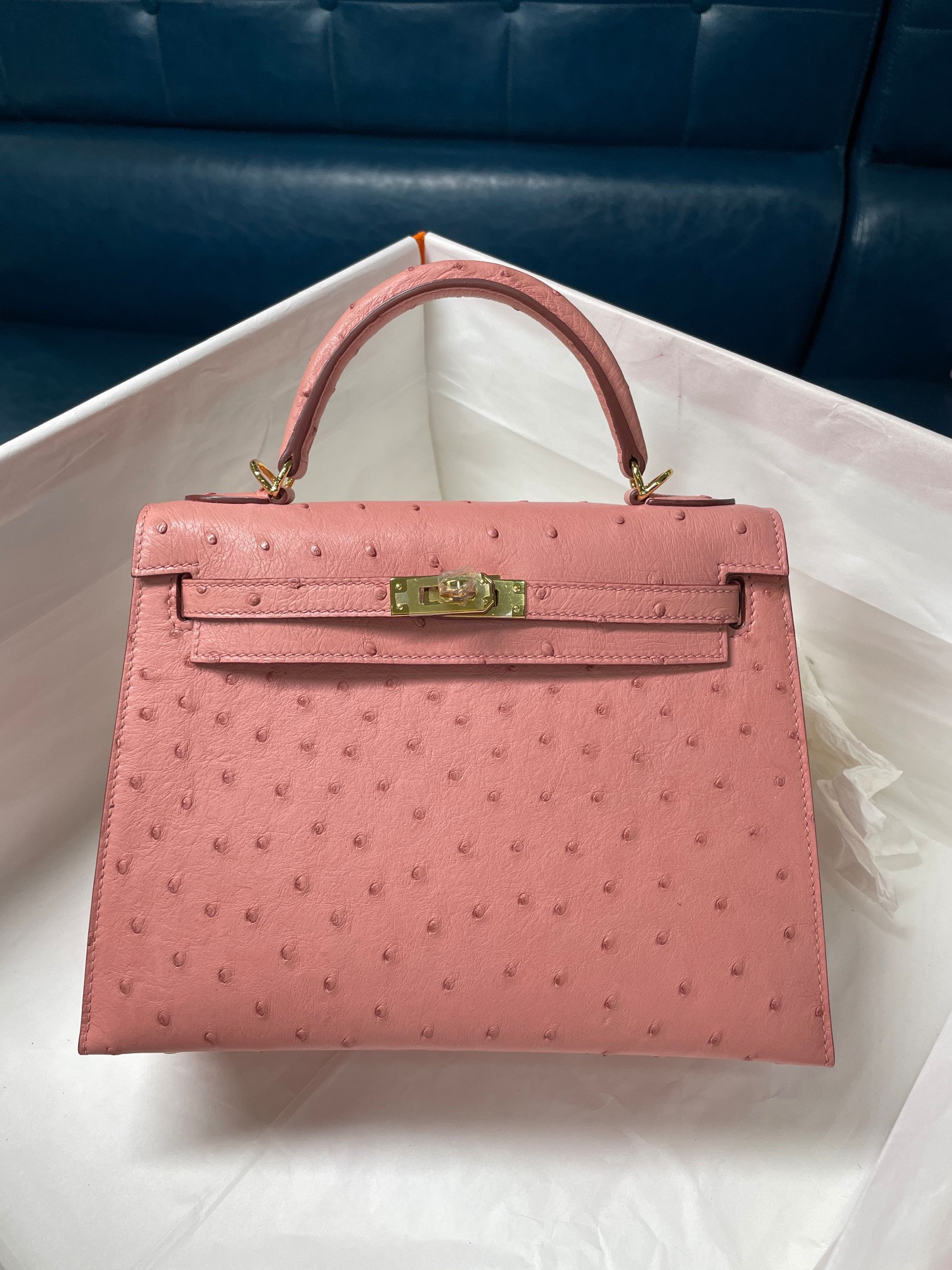 Túi xách Hermes Kelly 25 da đà điểu màu hồng Túi xách Hermes Kelly 25 da đà điểu màu hồng