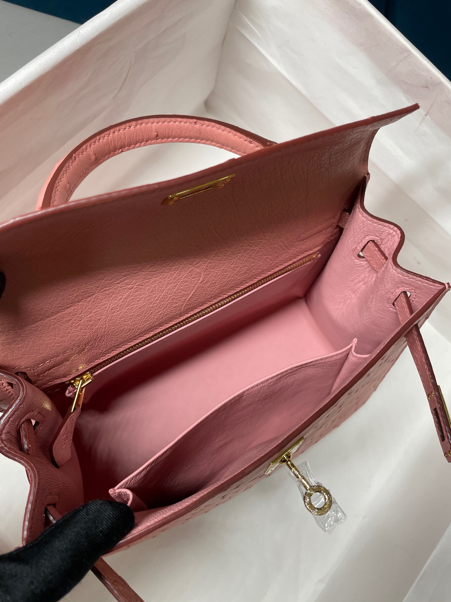 Túi Xách Siêu Cấp - Địa chỉ mua túi xách Hermes Kelly 25 da đà điểu màu hồng chính hãng