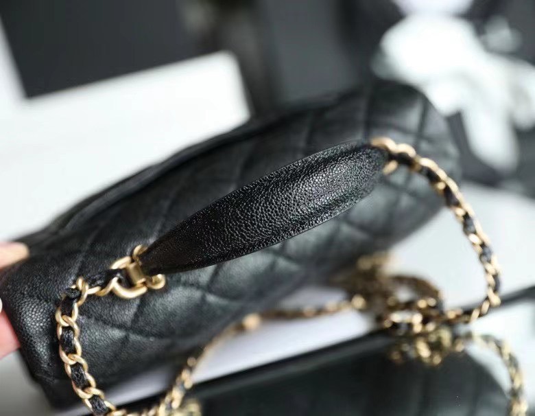 z2543901660688_4f3e6aa43ef5e4360c4e4bad85219287 Túi xách nữ CHANEL siêu cấp –TXSC1138