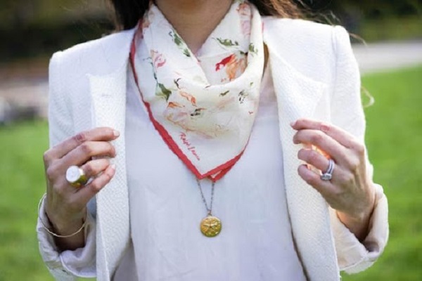 C&aacute;ch thắt Bandana Bib