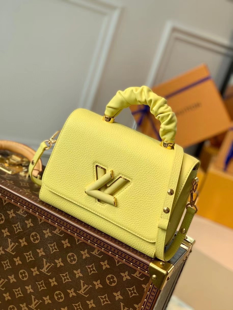 z2635698246078_f469f96a79a6bd09943bb1ec4ba1bdb8 Túi xách nữ LOUIS VUITTON siêu cấp –TXSC1179