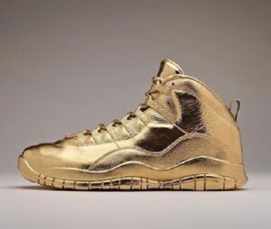 Đôi giày triệu đô Solid Gold ovo X Air Jordan