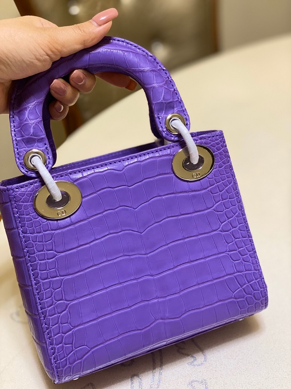 3 Túi xách Dior Lady Dior cỡ trung màu tím da cá sấu