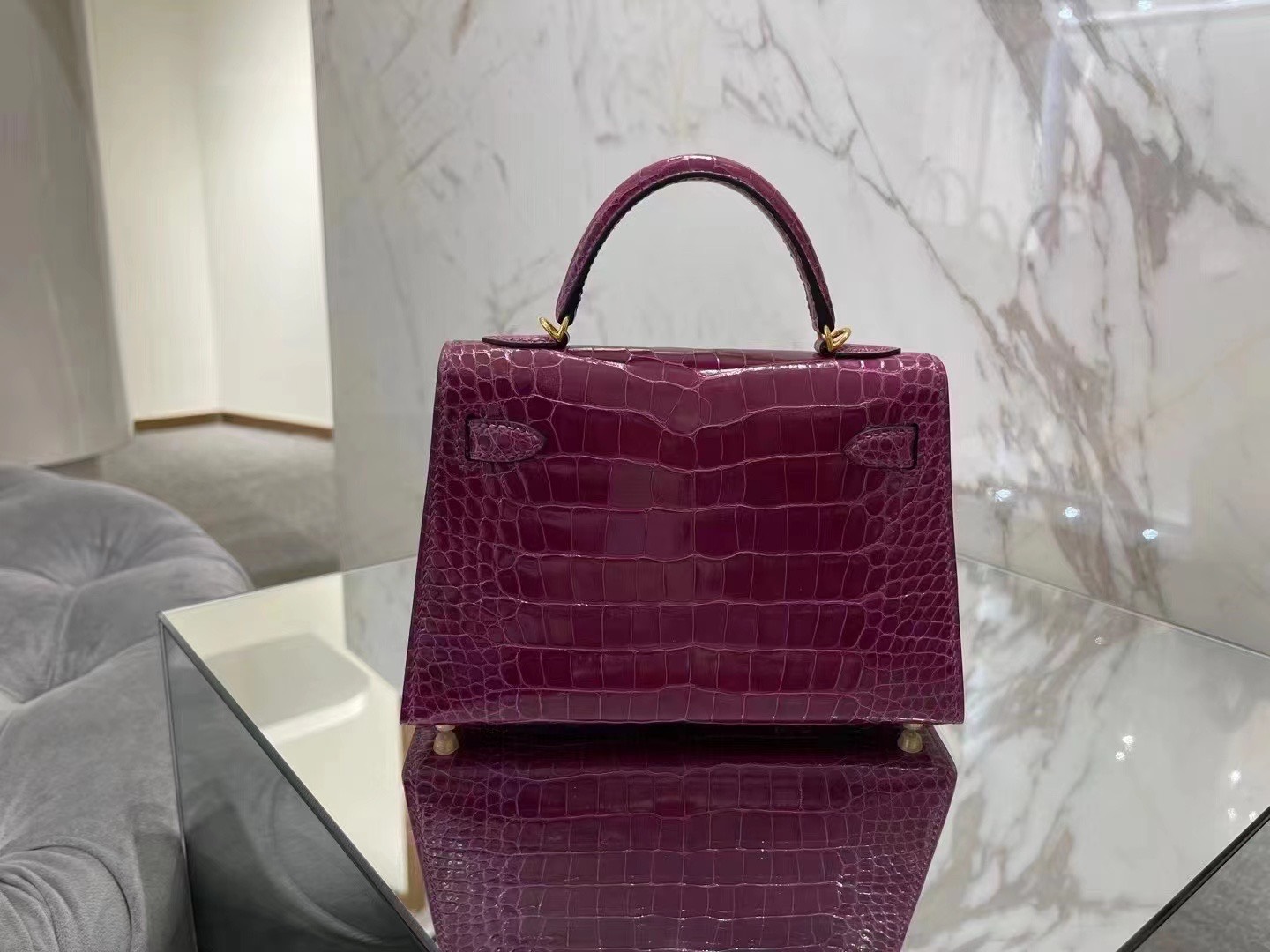z3194173855868_87511bdeead899a6a1743200cd6558fd Túi xách Hermes Vert Bosphore Shiny Alligator Mini Kelly Màu Tím Đỏ