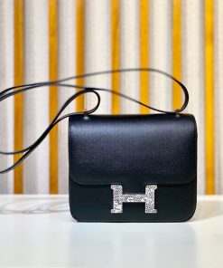 Túi xách Hermes Constance 18 với khóa da thằn lằn màu đen