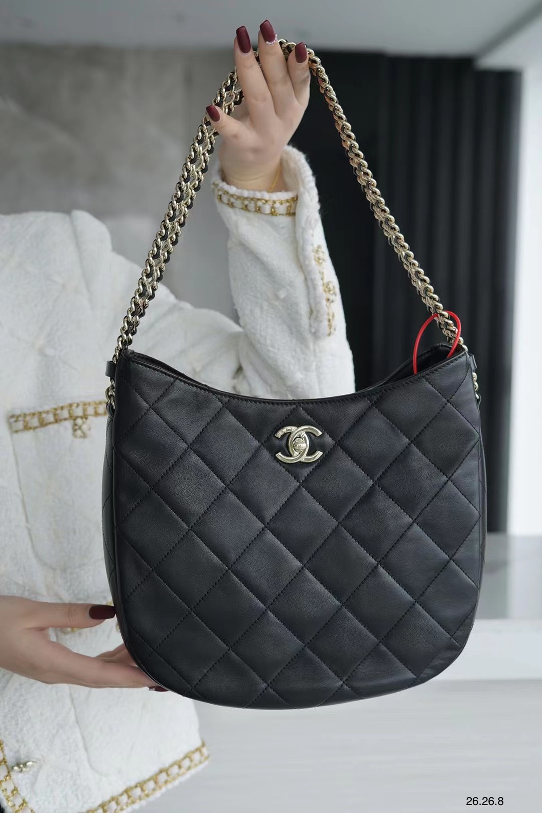 Túi Chanel Hobo CC bằng da cừu màu đen Túi Chanel Hobo CC bằng da cừu màu đen
