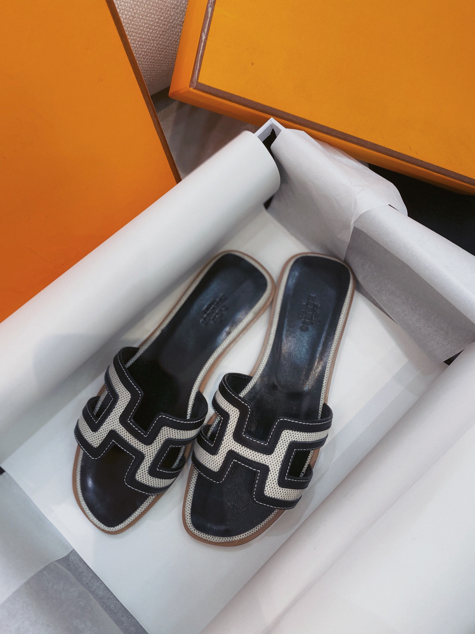 z3331513944234_91e251044b2f65fada6af84909031393 Dép nữ Hermes siêu cấp GNSC1517 2