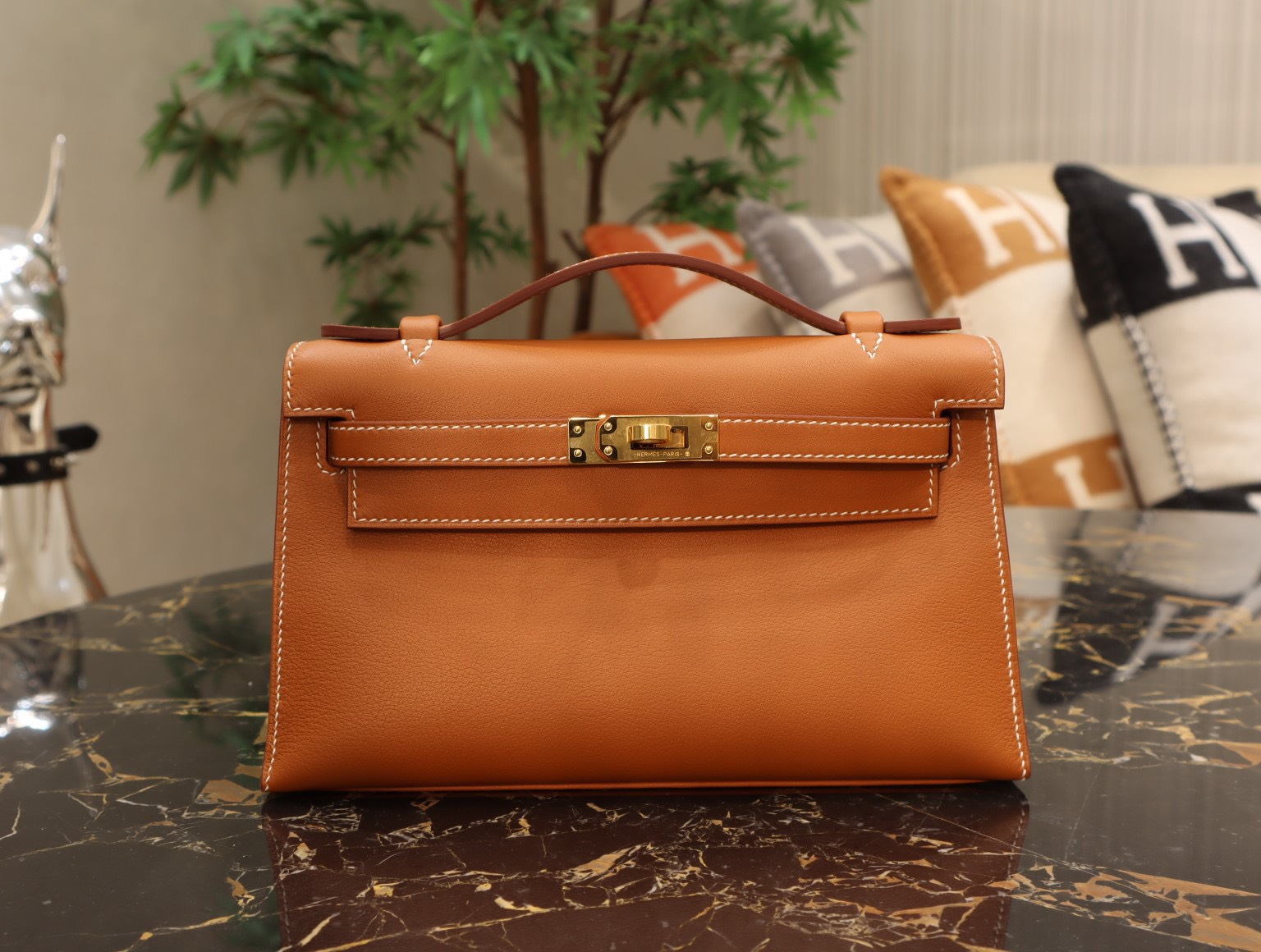 Túi xách Hermes Kelly Pochette Gold Swift Gold Hardware Siêu Cấp Túi xách Hermes Kelly Pochette Gold Swift Gold Hardware Siêu Cấp