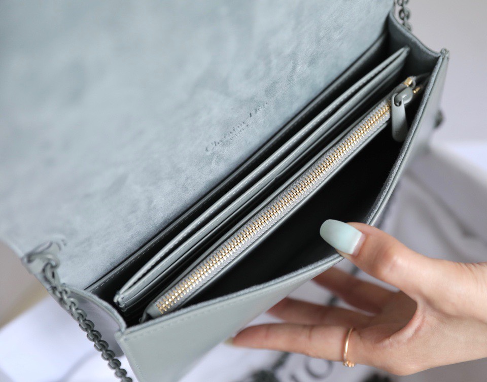 z3443394017354_5b1ef50bfc4ca09504c49bf90404707e Túi Dior Lady Dior Pouch ‘Gray With Diamond’