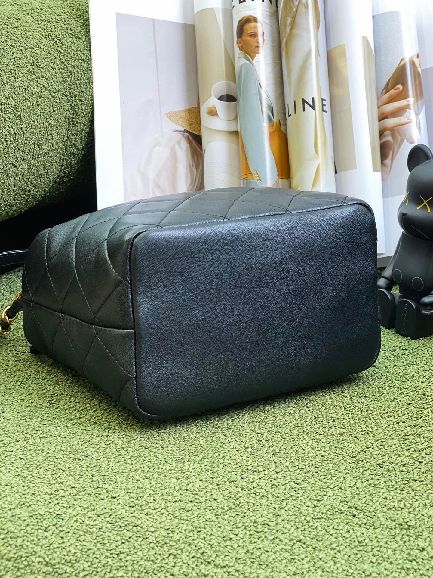 z3504994877789_49f4b3f549771cc2e70ec3ccf76301ac Túi đeo chéo Chanel Hobo da cừu màu đen