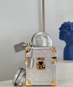 Túi xách Louis Vuitton Dạng Hộp Camera Box màu bạc