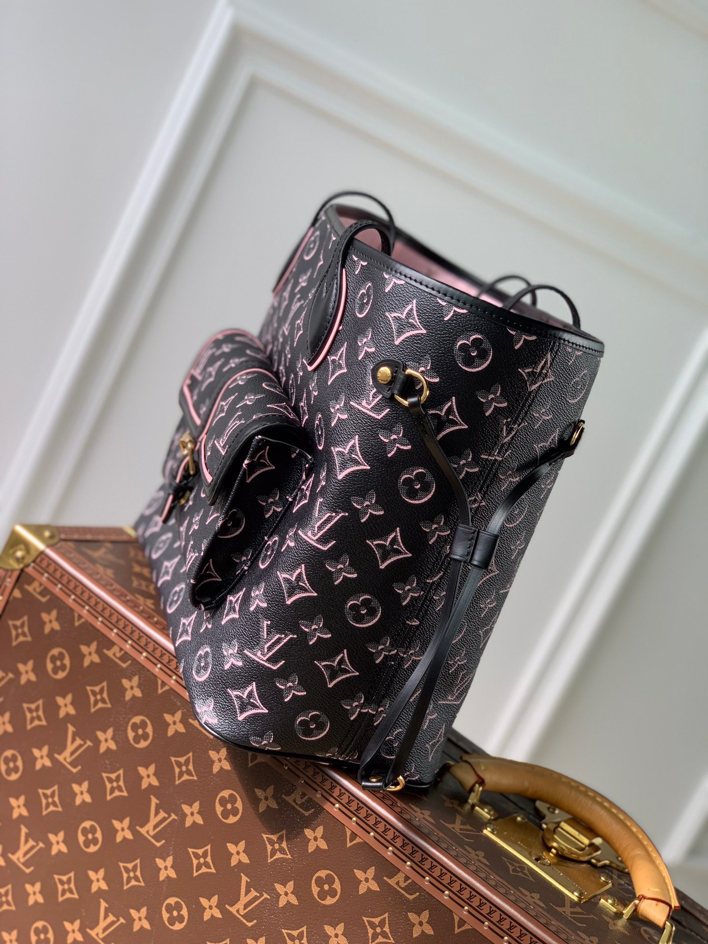 z3639801854705_f2efa372b7504e3c1da243e1e62c2d0c Túi Xách Nữ Louis Vuitton Neverfull MM Màu Đen
