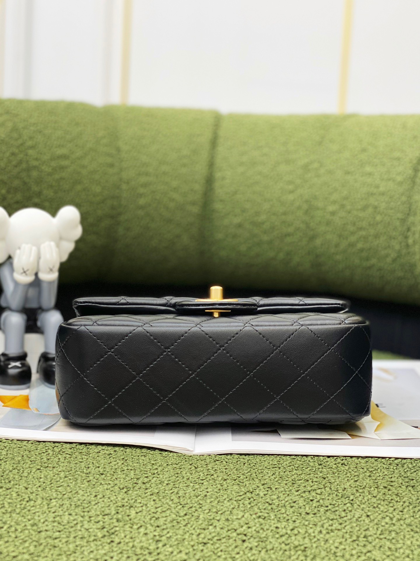 z3679612194915_73e64e6d0aa912aa9c9d427fb7614012 Túi xách nữ Chanel Mini Flap Bag Top Handle Lambskin Màu Đen