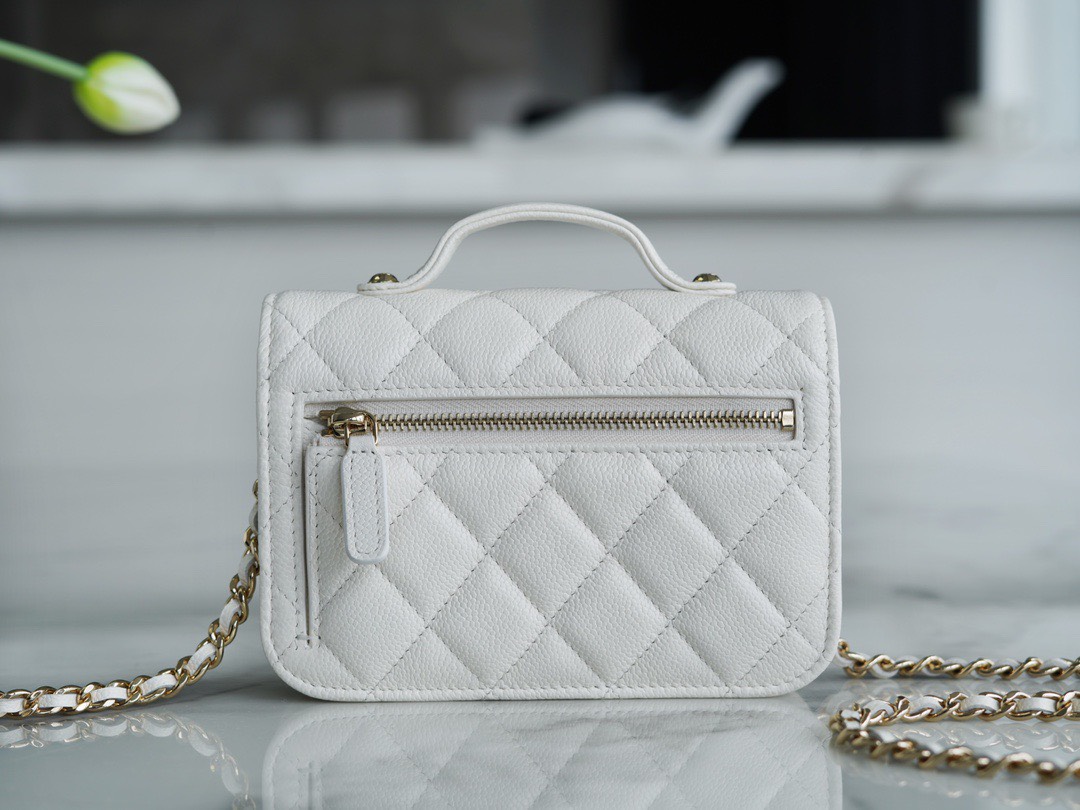 z3915990164610_8cff7c1d0cf39788bef1df45e33ca1e7 Túi xách Chanel Caviar Quilted Medium Business Affinity Flap White Màu Trắng