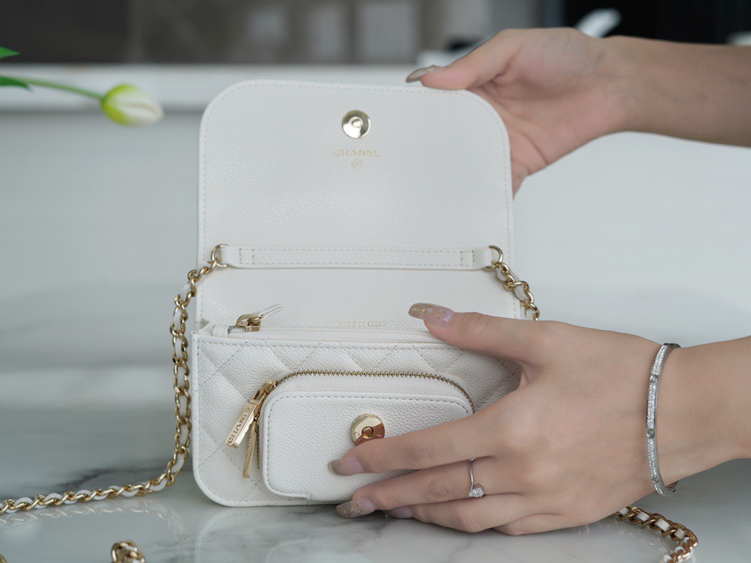 z3915990179805_44513dd58c239d598c474d99dd0bc001 Túi xách Chanel Caviar Quilted Medium Business Affinity Flap White Màu Trắng