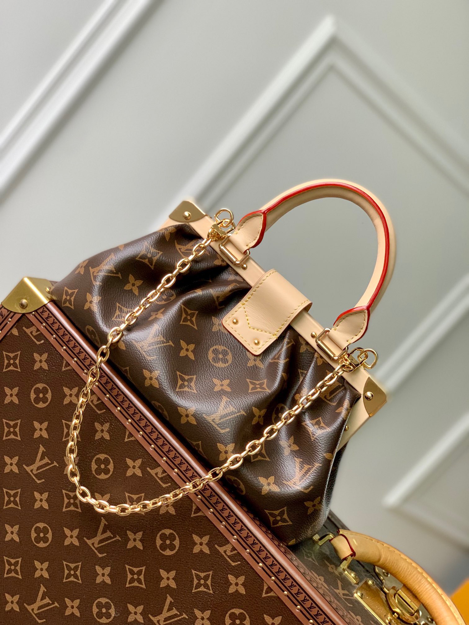 z4284917414824_4a9ea67f7ee85bfc1b892ad99d39ea6d Túi Nữ Louis Vuitton Monogram Clutch Màu Nâu Siêu Cấp