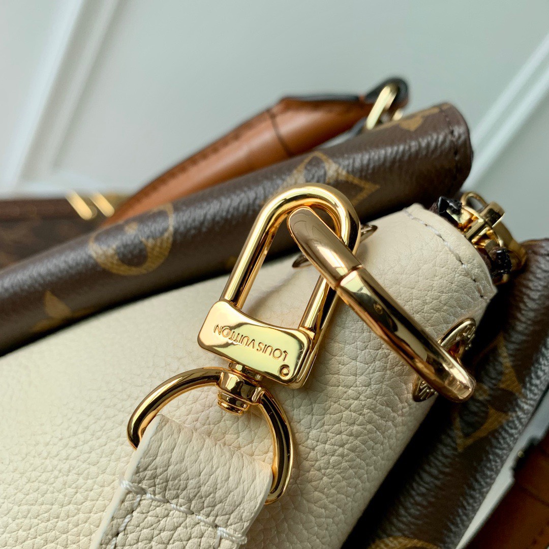 z4428577947584_2ef735514b16cb5777e653030135cef3 Túi xách Louis Vuitton Cream Monogram Canvas Vendome MM