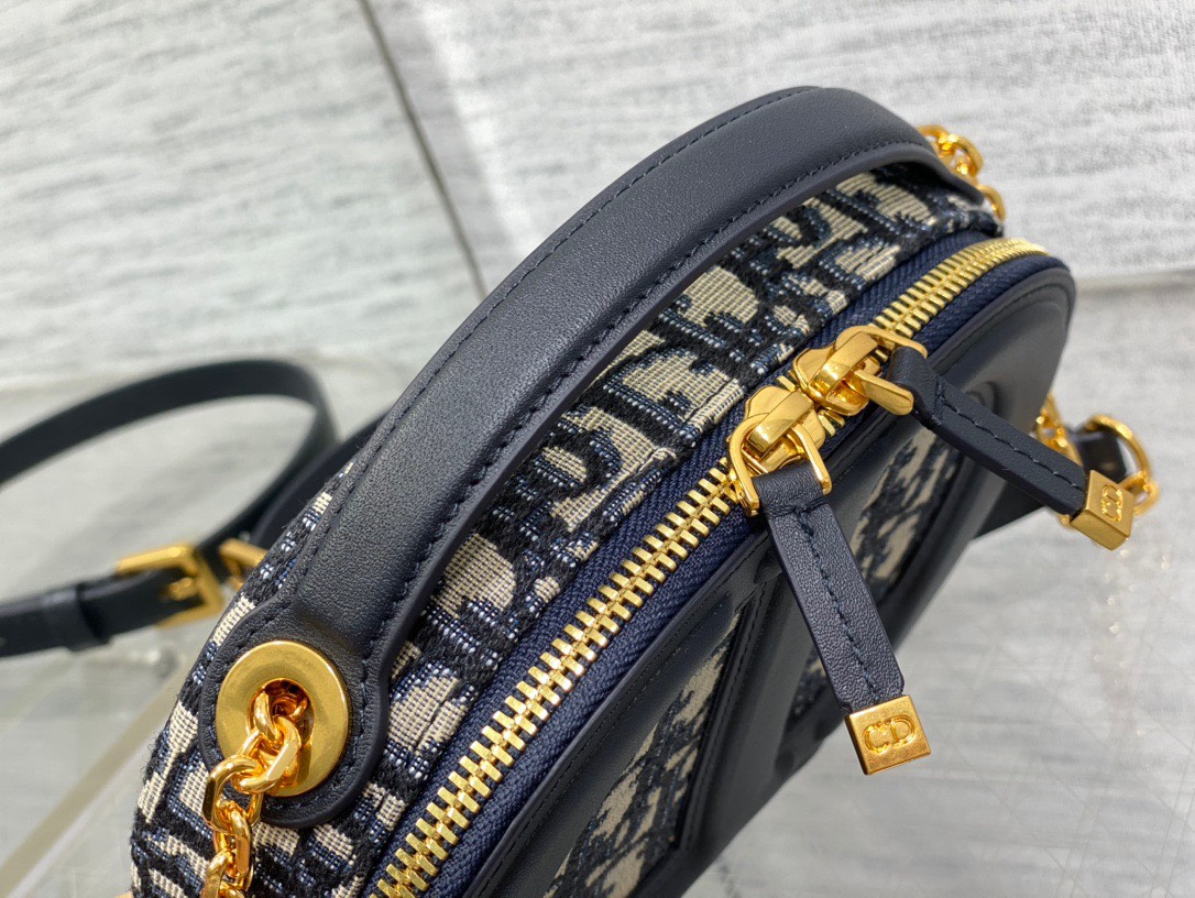 z4537695049013_edb3f7d84b954a267ed11c90ea896f76 Túi Xách Dior CD Signature Oval Camera Màu Xanh Họa Tiết Oblique