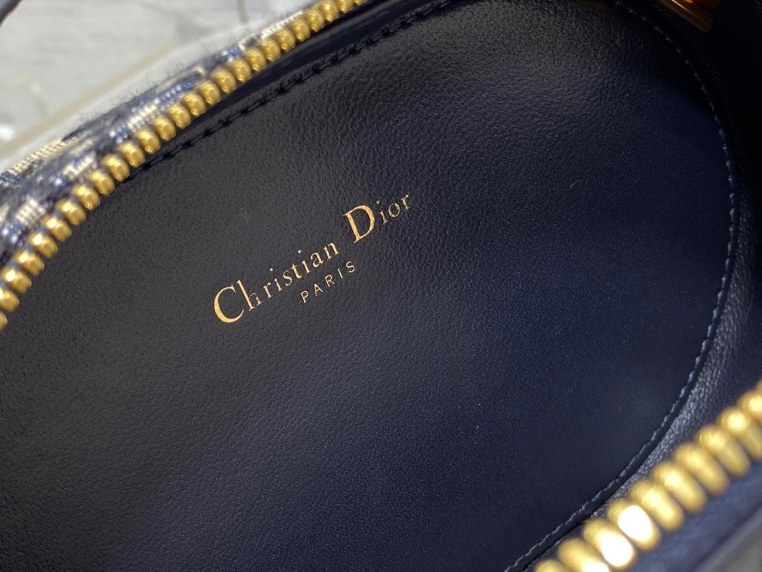 Địa chỉ mua túi xách Dior CD Signature Oval Camera màu xanh họa tiết Oblique siêu cấp uy tín