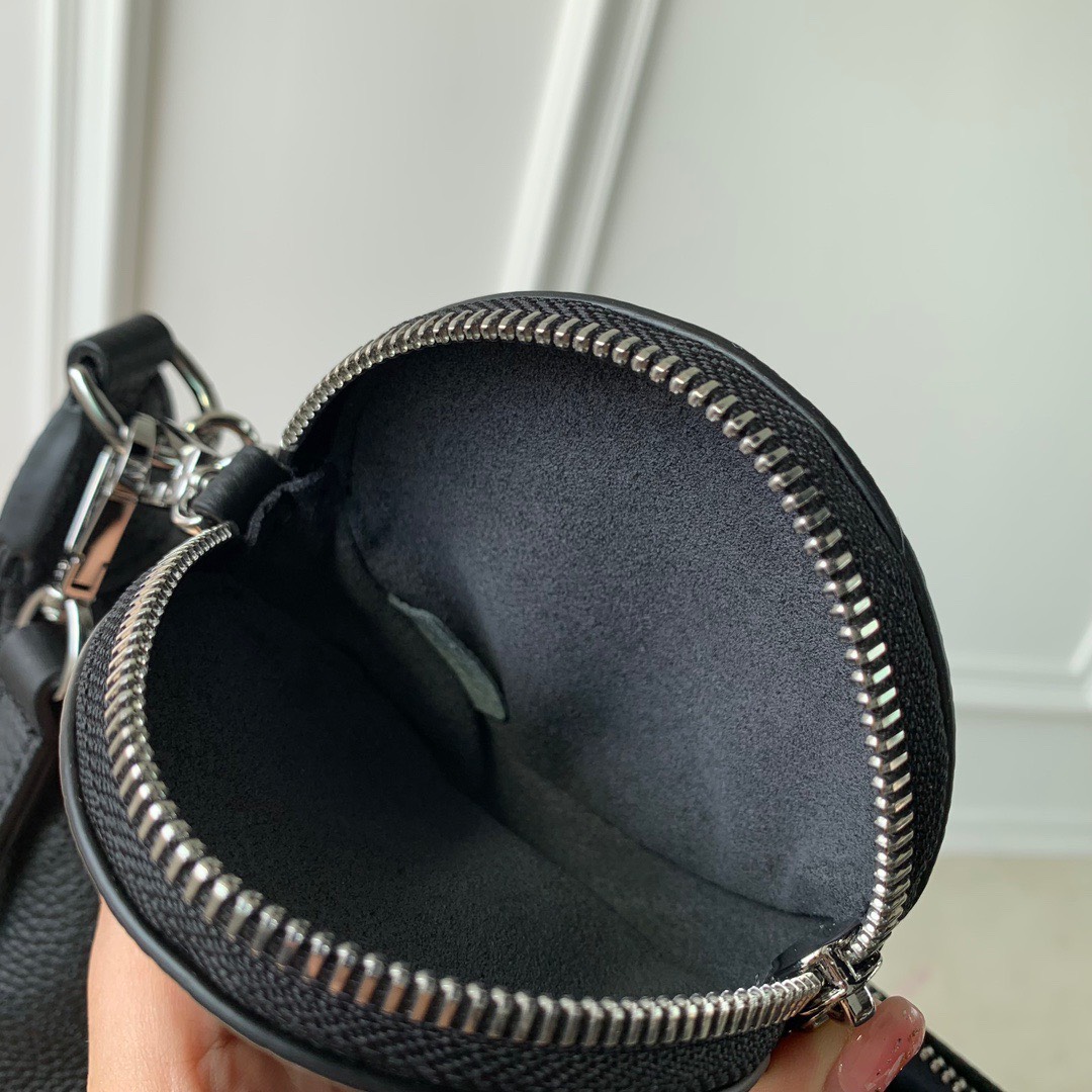 z4727976570448_1bef85cd1da722e74cd8c4c336632e51 Túi Xách Nữ Louis Vuitton Baia MM Màu Đen Siêu Cấp