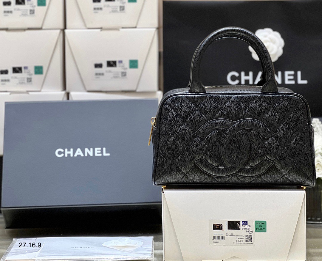 Túi xách Chanel CC Quilted Caviar Bowling Màu Đen Túi xách Chanel CC Quilted Caviar Bowling Màu Đen