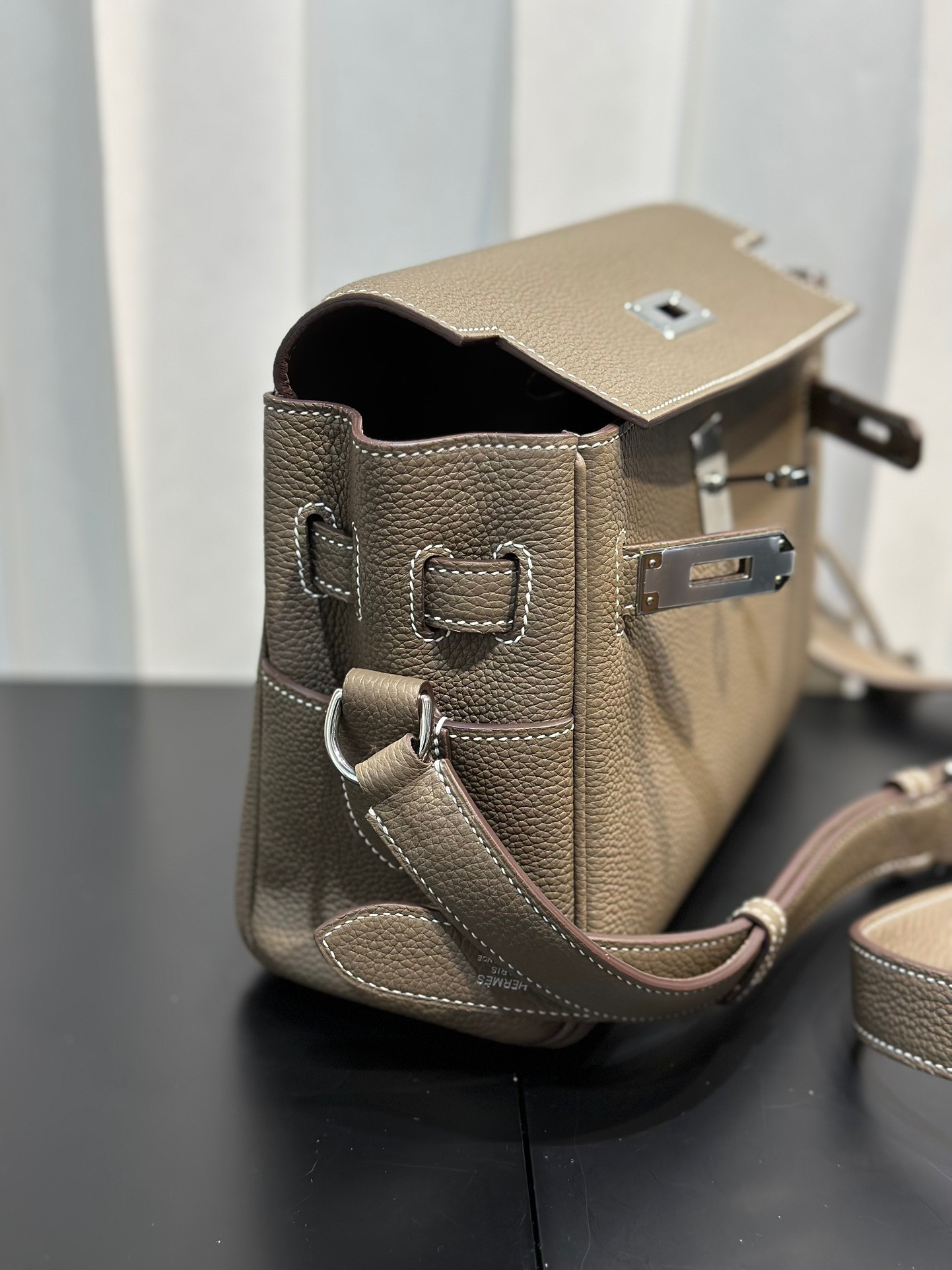 z4766862082621_4bf451bfca395e150b72af88b5c6662d Túi Hermès Kelly Danse màu nâu Size 25