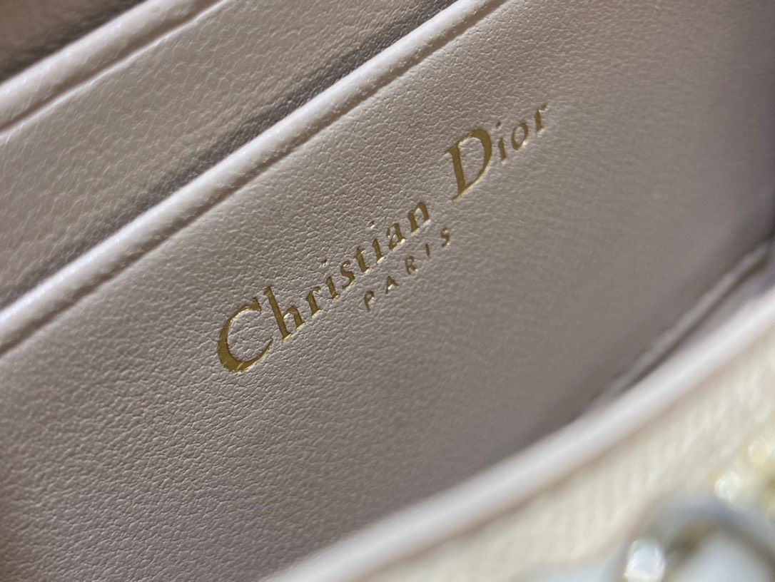 z4922856880847_c48c45b74c41eb8718392215e4e8fd0d Ví nữ DIOR siêu cấp –VNSC1995