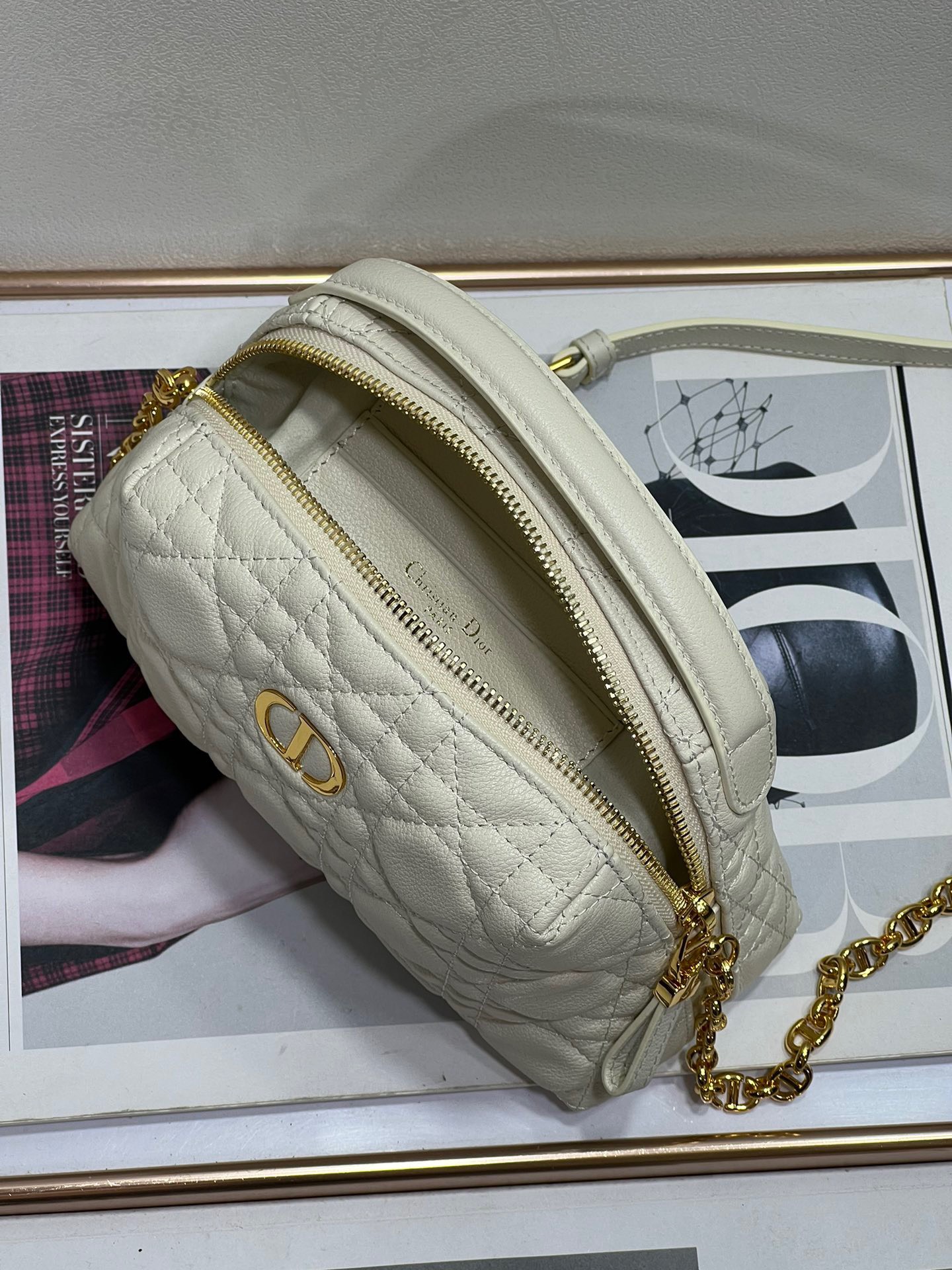 Địa chỉ mua túi xách Dior Caro Mini Shell D-COSY màu trắng siêu cấp ở đâu chất lượng?