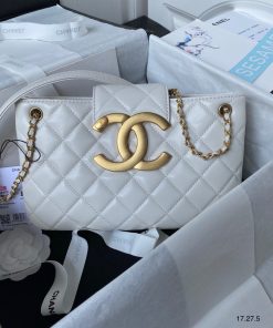 Túi xách Chanel 24C Big Logo da Lambskin màu trắng siêu cấp