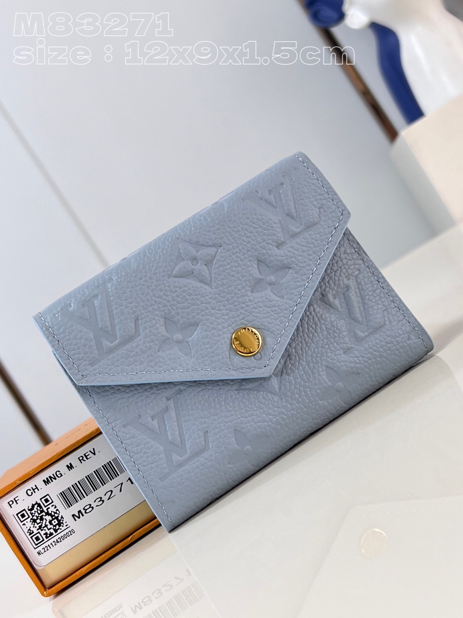 z5094139540803_d5b95220ffb50dc1759c898cf2391828 Ví nữ louis vuitton siêu cấp –VNSC2056