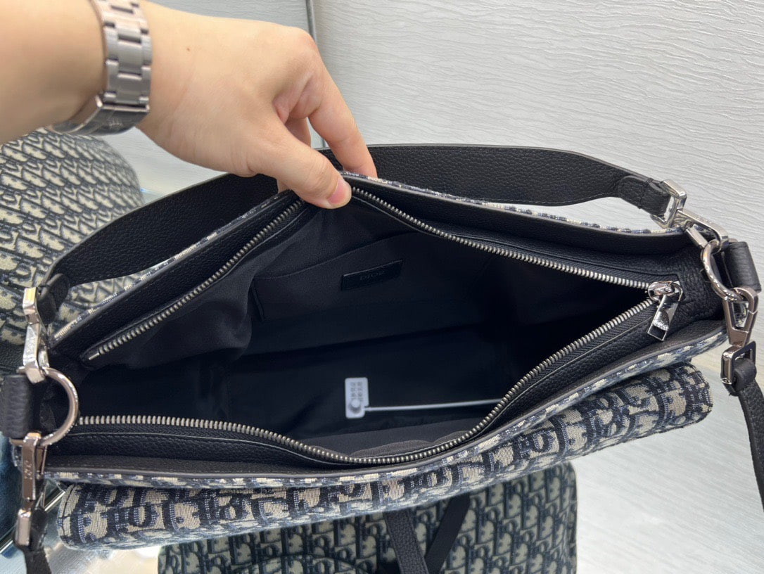 z5178601074976_28cbb2c4c2b2c0f49dc7a5bff7d5423e Túi xách Dior Saddle Soft Họa Tiết Oblique hàng hiệu