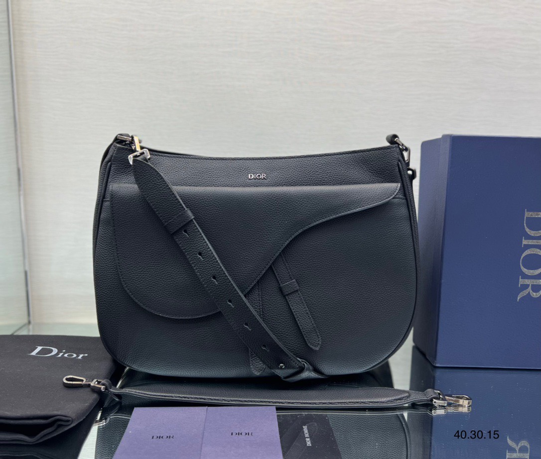 Túi xách Dior Saddle Soft Màu Đen Siêu Cấp Túi xách Dior Saddle Soft Màu Đen Siêu Cấp