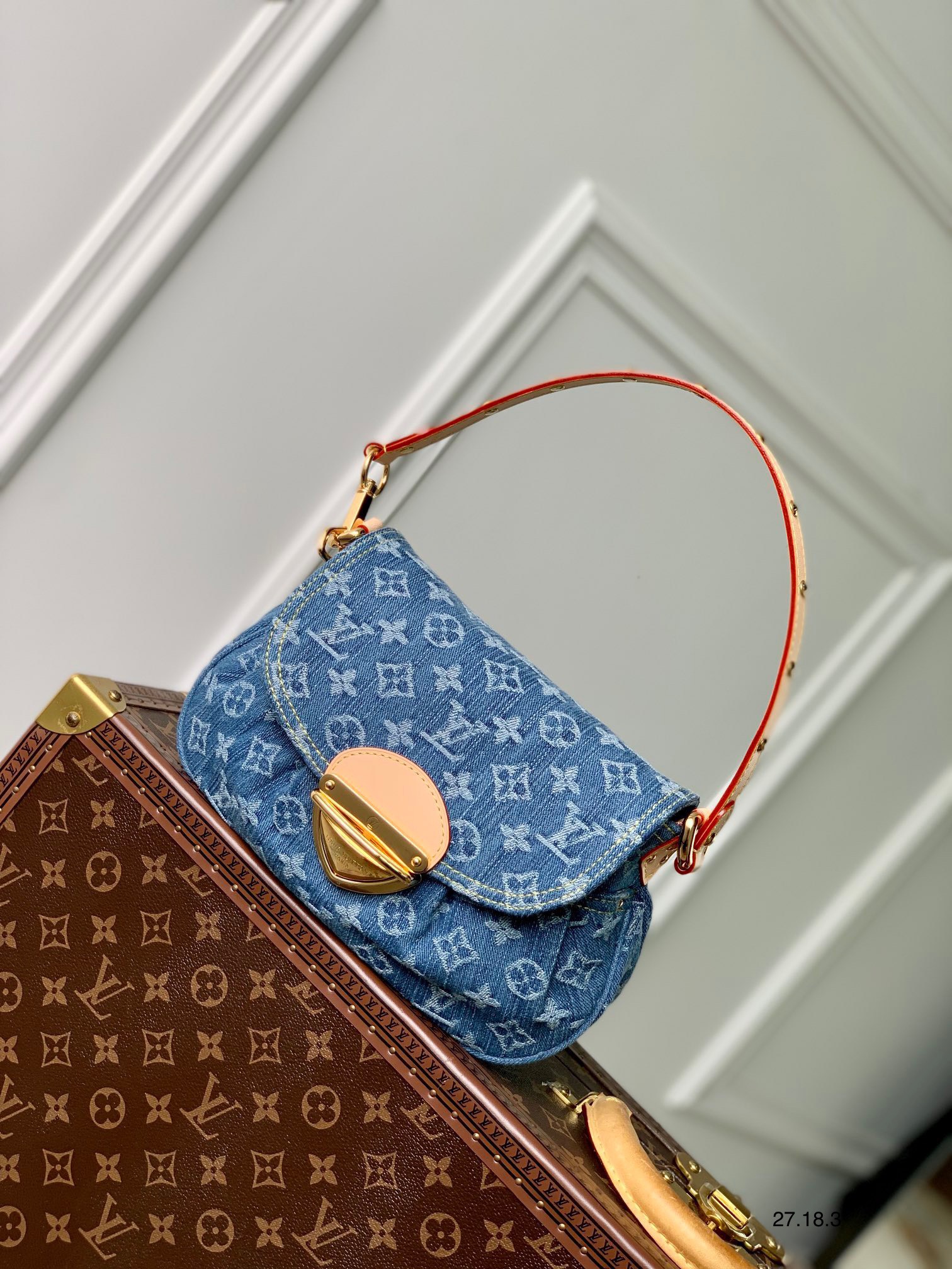 Túi xách LV Sunset Monogram Denim màu xanh siêu cấp Túi xách LV Sunset Monogram Denim màu xanh siêu cấp