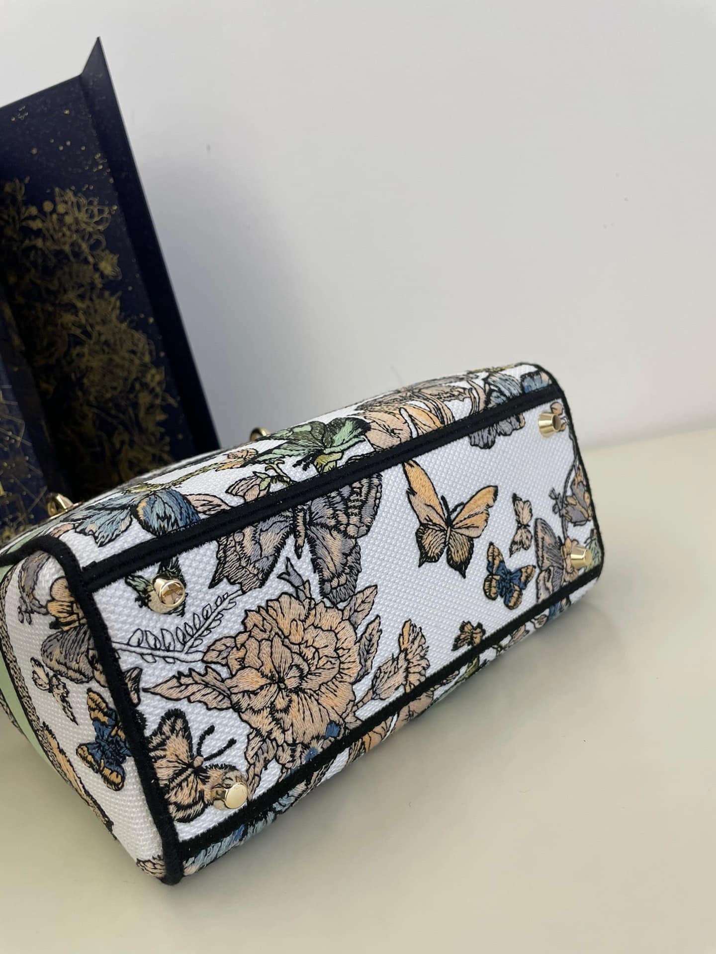 z5244972586691_b5ff4f2bcb445fe588b8d87ab0ec1163 Túi xách Dior nữ siêu cấp –TXSC2099 13