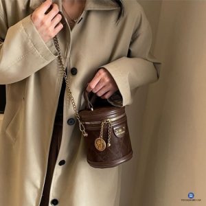 Túi xách da lộn đeo chéo chính hãng siêu cấp