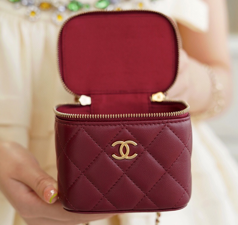 Chanel Vanity Bag With Chain 2021 Mini Red