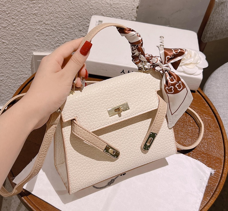 T&uacute;i Hermes Kelly c&oacute; mấy size?