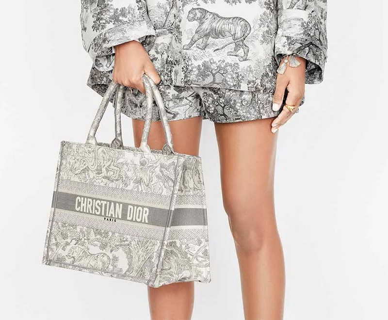 Túi Xách Dior Medium Dior Book Tote