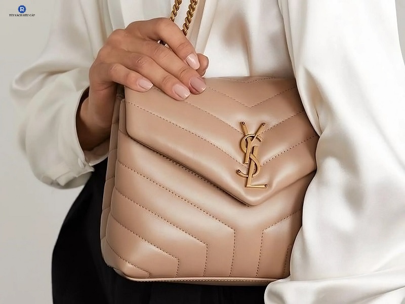 Check code t&uacute;i YSL chu&acirc;̉n xác qua may sợi chỉ