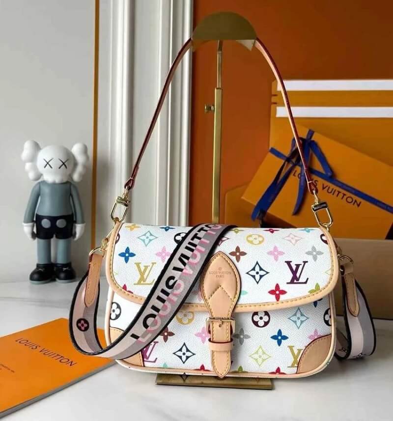 Túi đeo chéo nữ Louis Vuitton LV Diane màu trắng