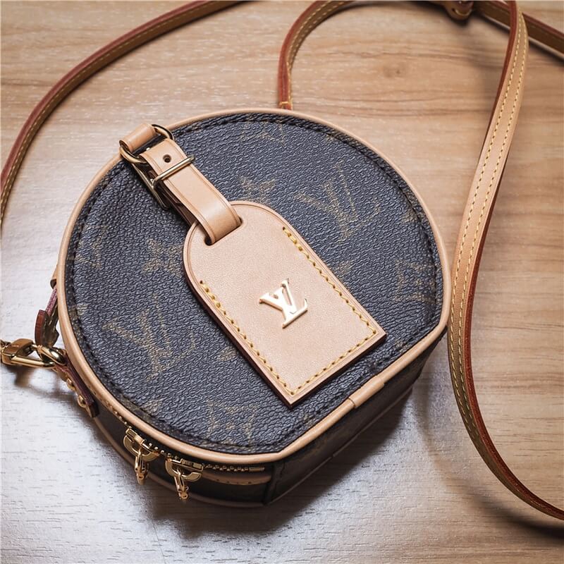 Túi LV tròn Petite Boite Chapeau Monogram Canvas